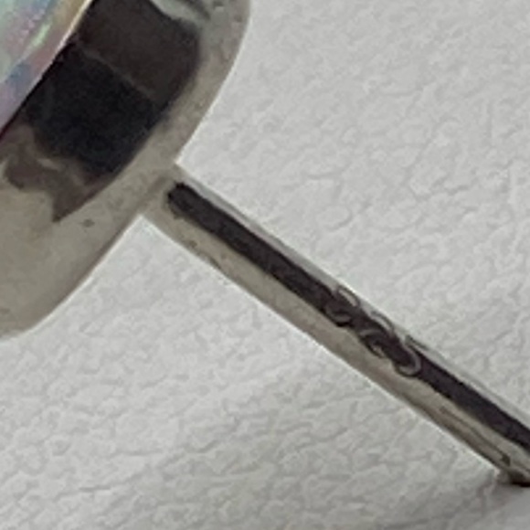 Vtg Sterling & White Opal Round Stud Earrings / 6mm - Picture 6 of 8